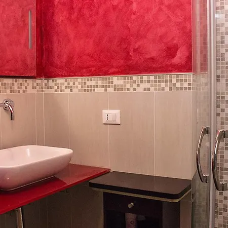 Domus Clotilde فندق مبيت وإفطار *